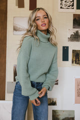 Shea Turtleneck Sweater In Green - Final Sale