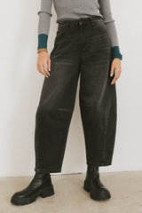 Lex Barrel Jeans In Black - Final Sale