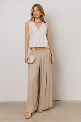 Kiaan Baggy Pants In Tan - Final Sale