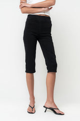Lizzie Capris