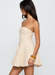 Zavira Strapless Romper Oat