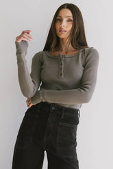 Conrad Fitted Waffle Tee in Olive - FINAL SALE