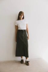 Tara Ribbed Basic Tee In White - Final Sale