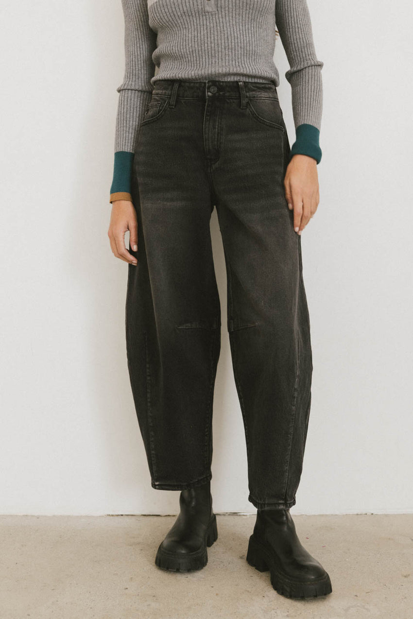 Lex Barrel Jeans in Black - FINAL SALE