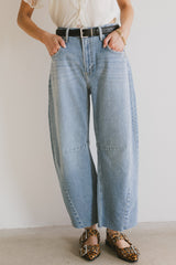Juliette Barrel Jeans In Light Wash - Final Sale