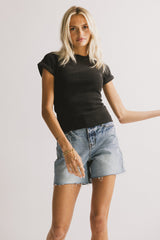 Kammie Ribbed Basic Tee In Black - Final Sale