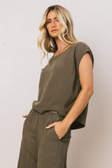 Jaylen Boxy Blouse In Olive - Final Sale