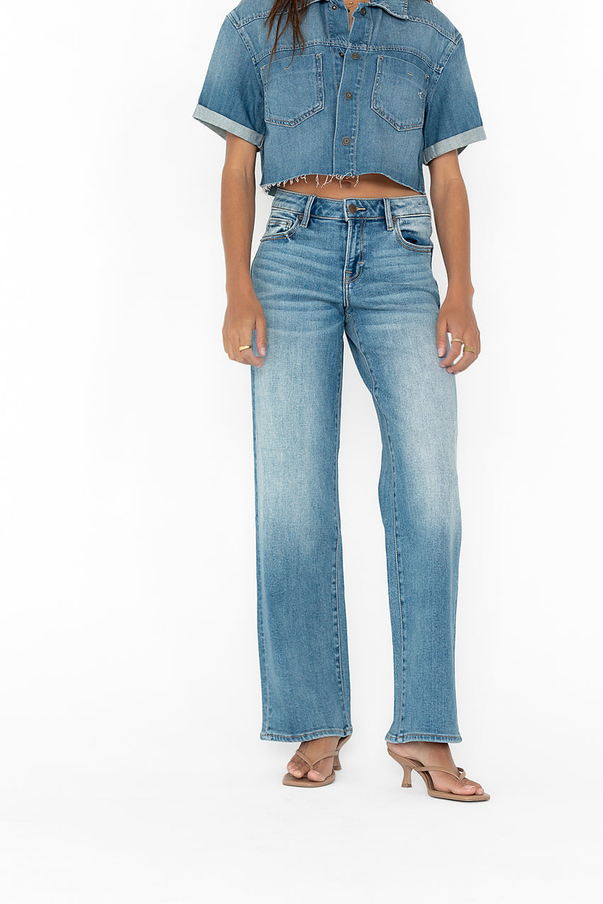 Sloane Wide Leg Jeans In Medium Wash - Final Sale