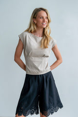 Tam Pleated Top In Taupe