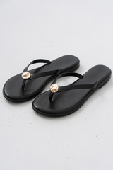 Kellen Thong Sandal In Black - Final Sale