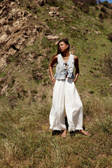 Kiaan Baggy Pants In White - Final Sale